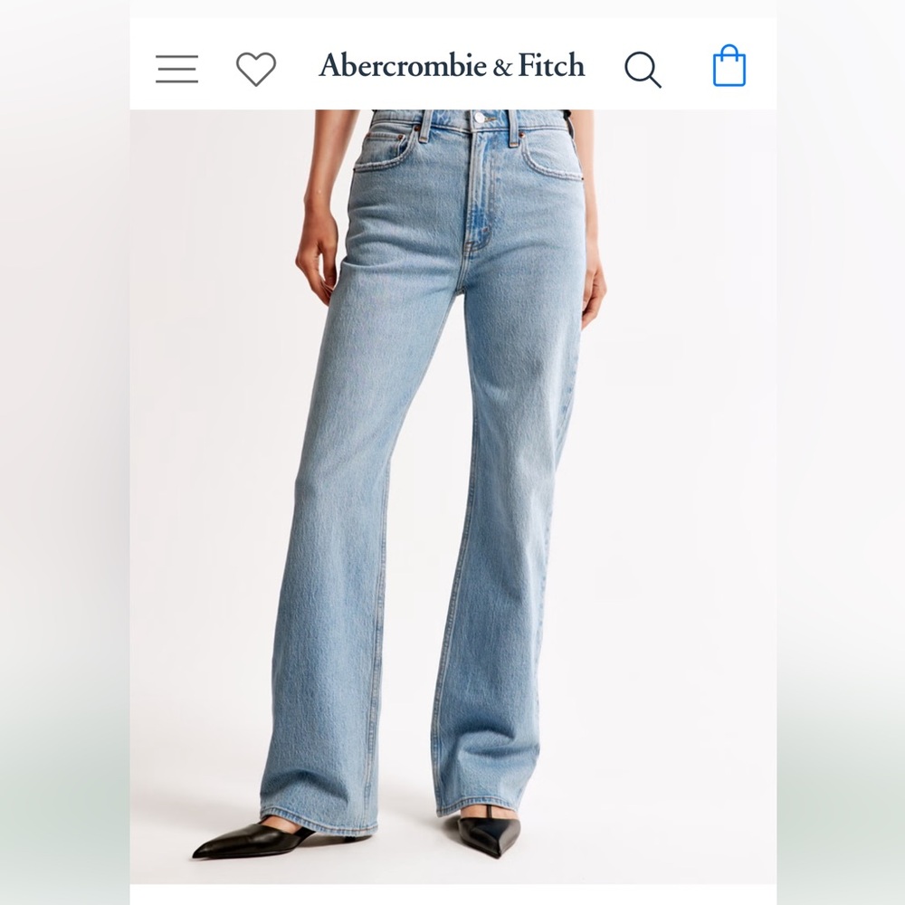 Abercrombie women’s high rise 90s relaxed jean size 26